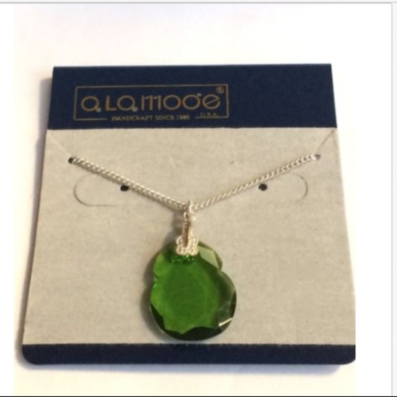 Vintage Silver Green Art Glass Pendant Necklace Simulated Emerald 18" Plated - Picture 7 of 8